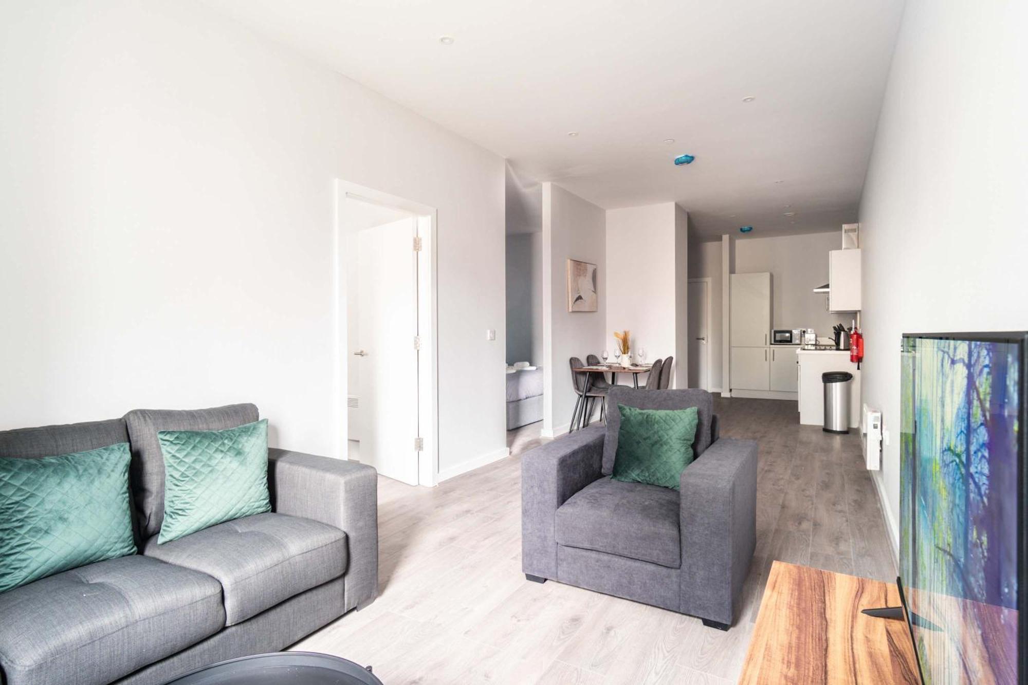 Fabulous 2 Bed In Waterloo Apartment