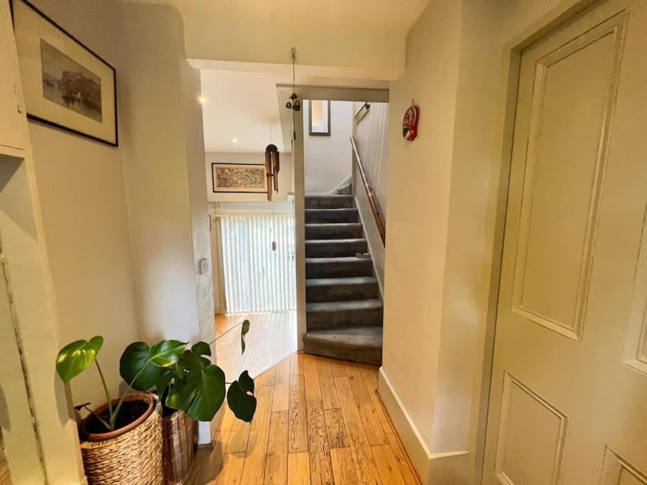 3bed Listed Beauty Near Popular Lark Lane!
