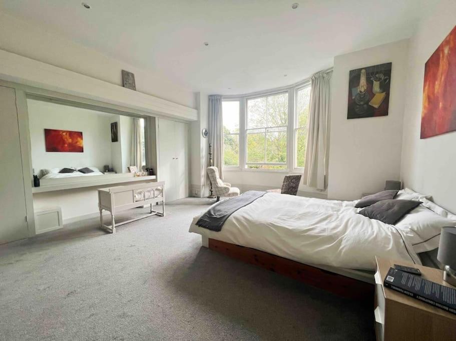 Holiday home 3bed Listed Beauty Near Popular Lark Lane! Liverpool