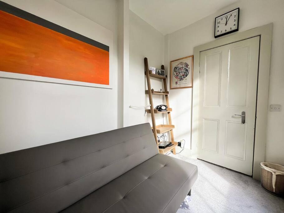 3bed Listed Beauty Near Popular Lark Lane!