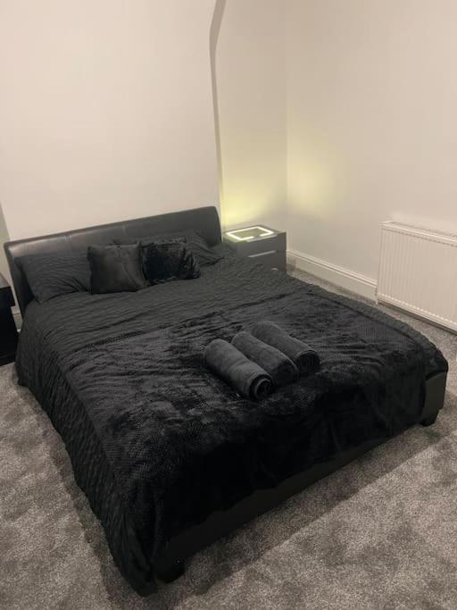 Modern 3 Bedroom House, Fast 5g Wi-fi, Anfield Holiday home *