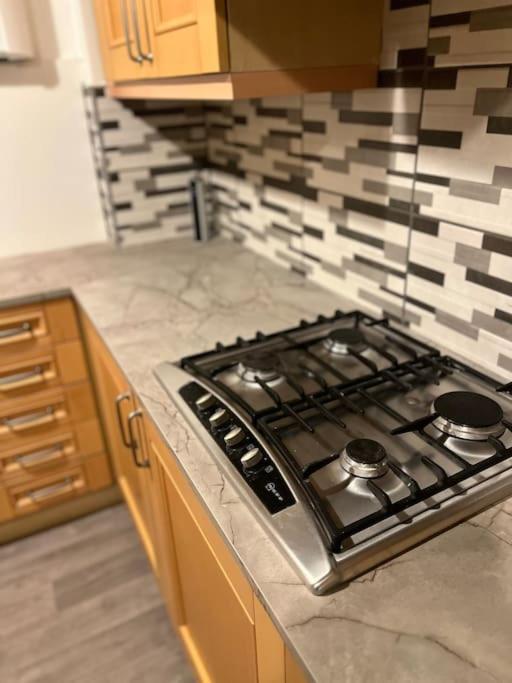 Modern 3 Bedroom House, Fast 5g Wi-fi, Anfield