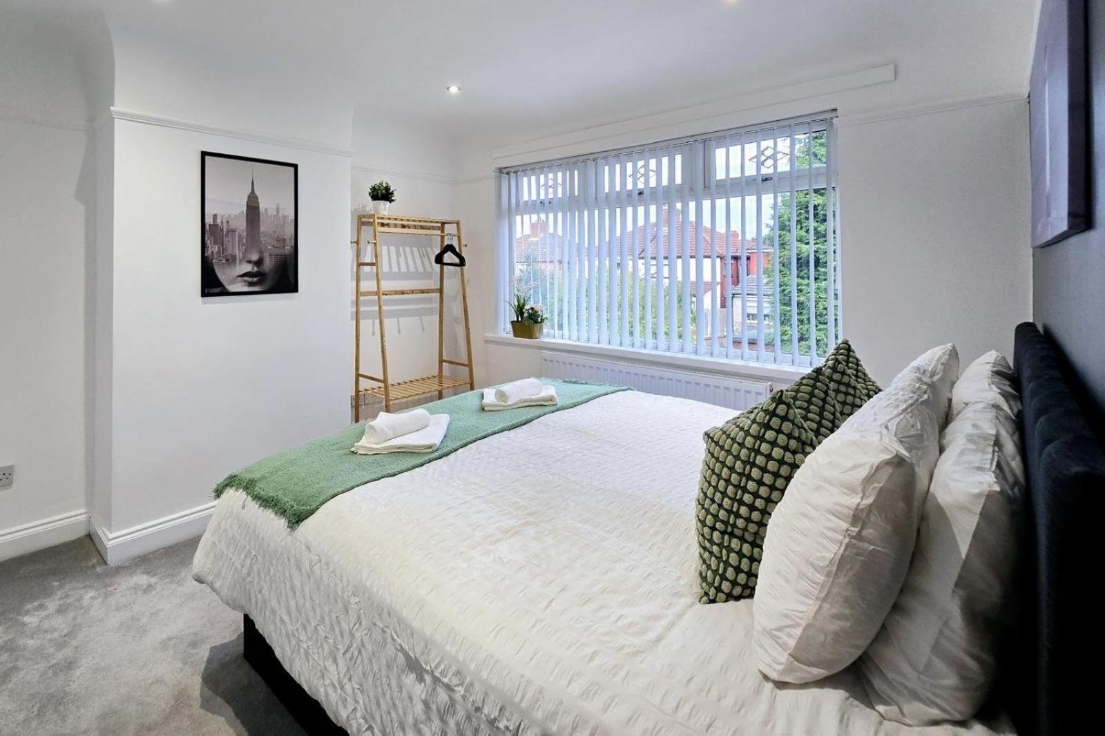 Holiday home Modern 3 Bedroom *