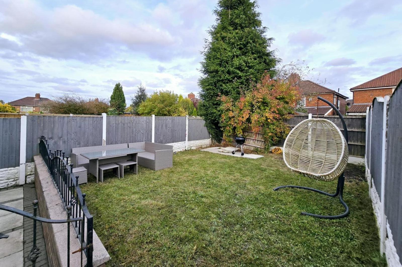 Holiday home Modern 3 Bedroom *