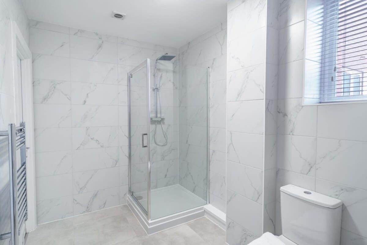 Fabulous 1 Bedroom Apartment