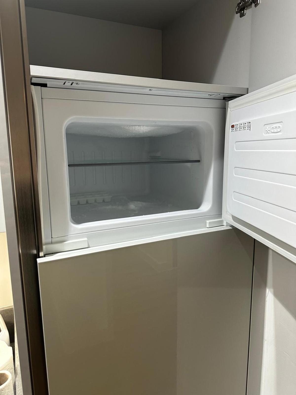 Apartment Spacious Two Bedroom Liverpool