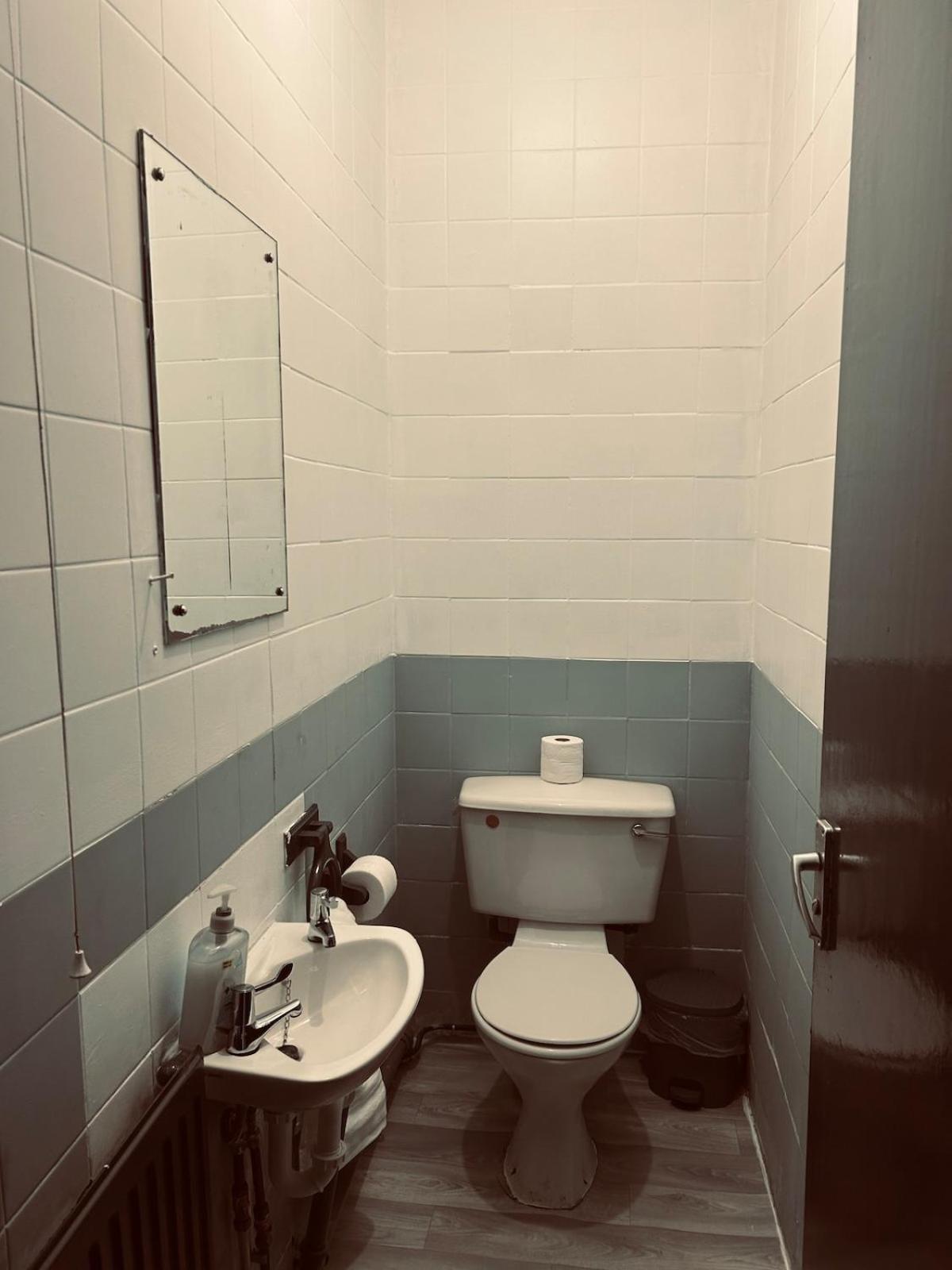 Apartment Cozy Large Sized 4 Bedroom Flat