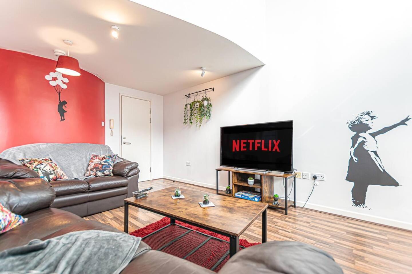 Apartment Luxury Penthouse Near M & S Arena Free Parking Liverpool