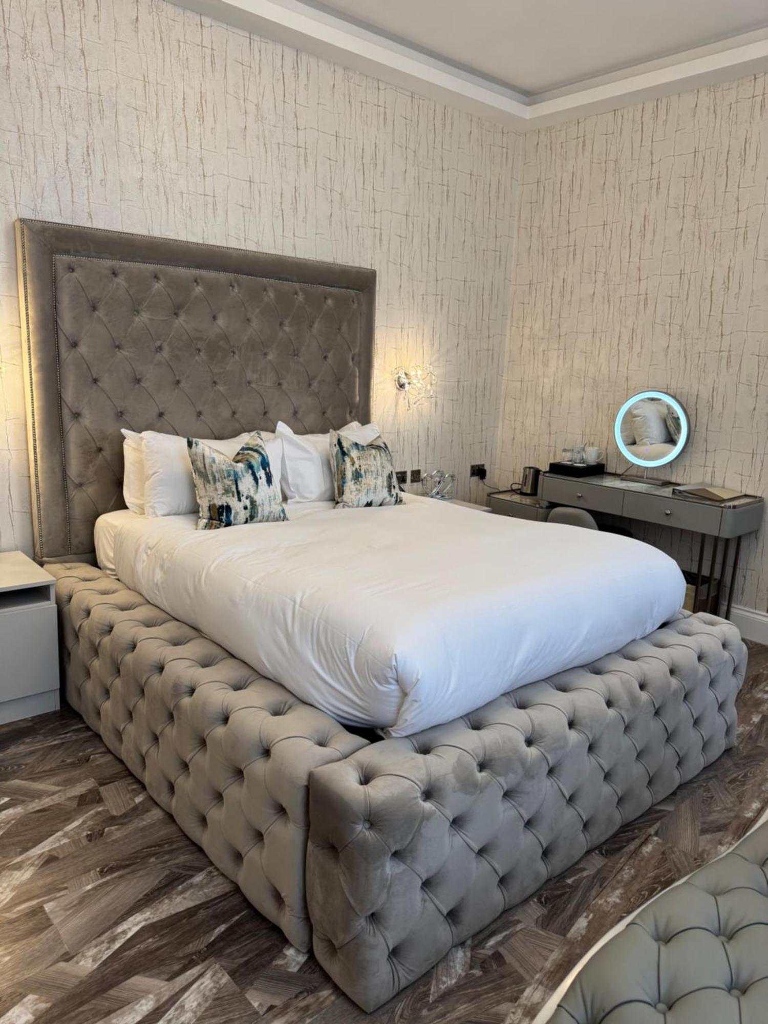 Philharmonic Hotel