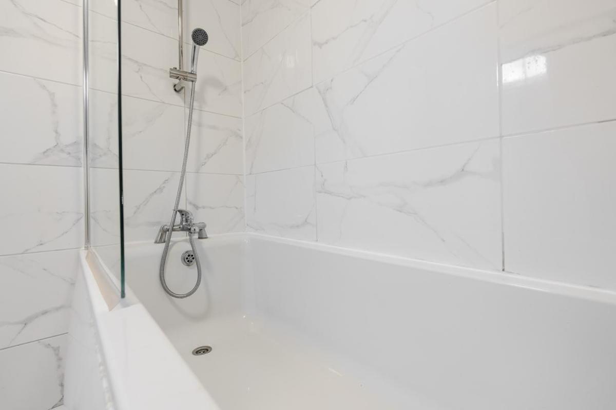 Holiday home Contractor Long Saving