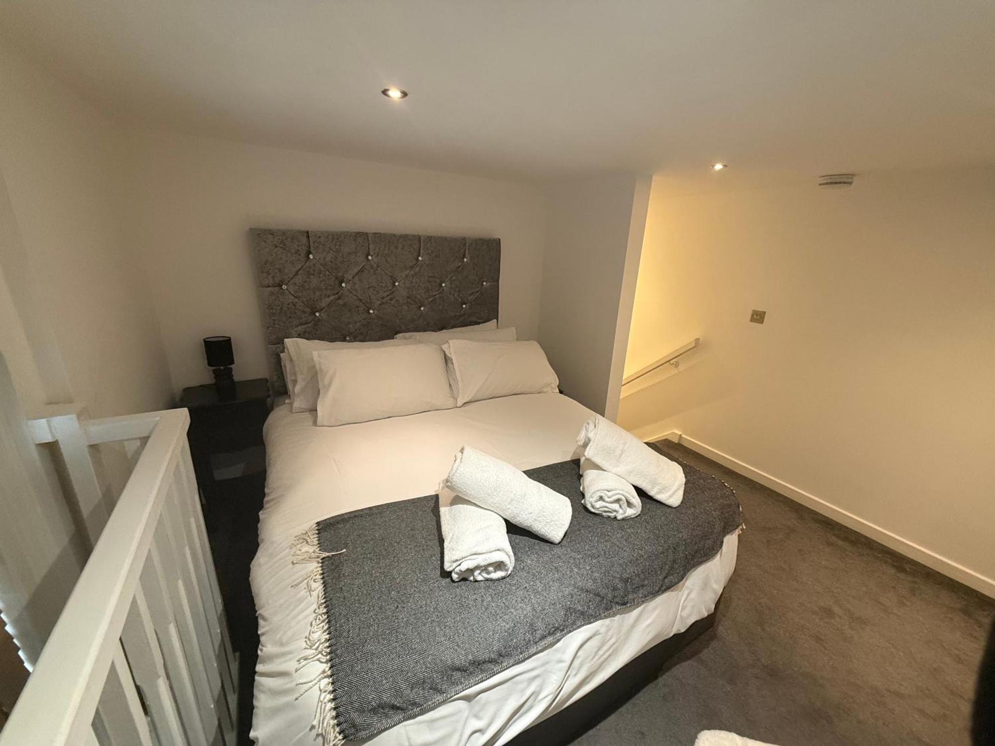 5 Halifax House 7 * Liverpool