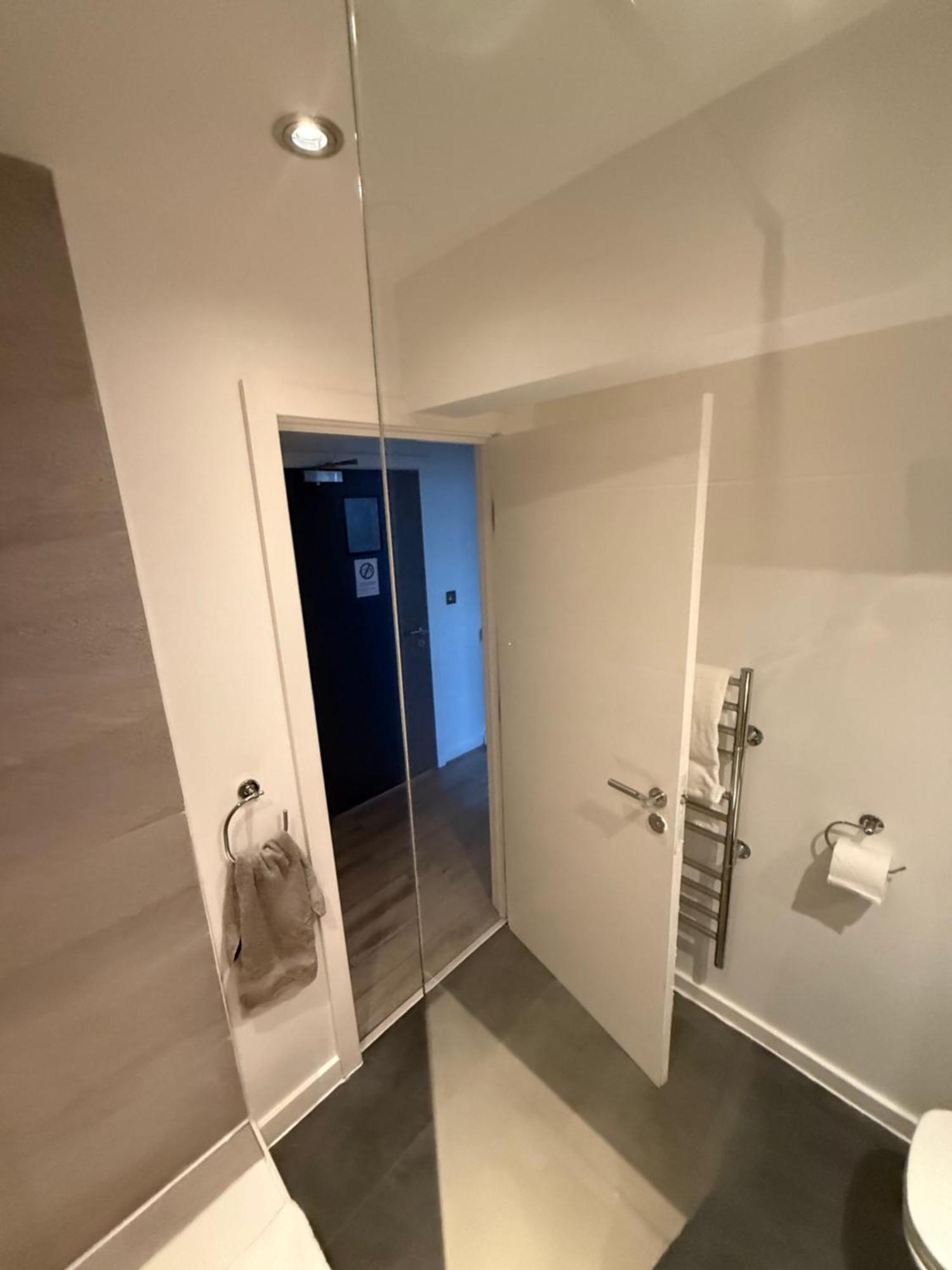Apartment 5 Halifax House 7 *