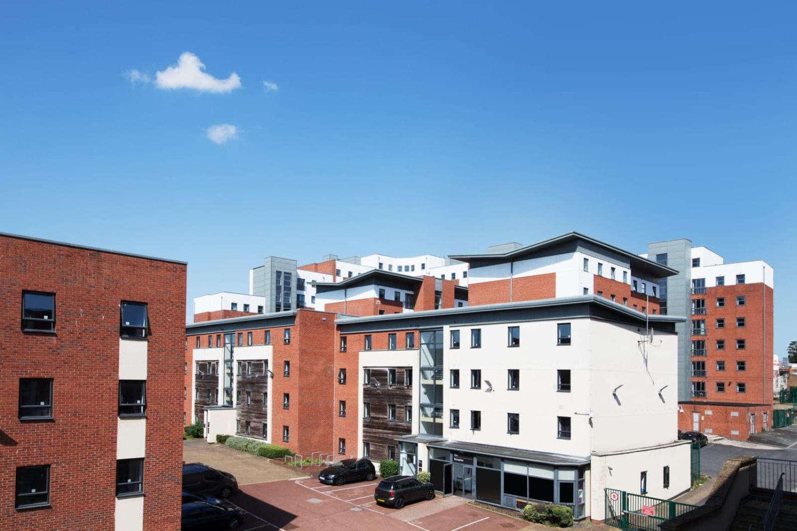 Prospect Point In Apartment Liverpool