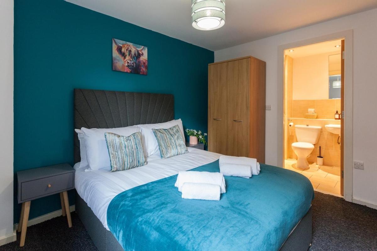 Stay, 2 Bed 2 Bath, Sleeps Up To 7, Netflix Apartment *