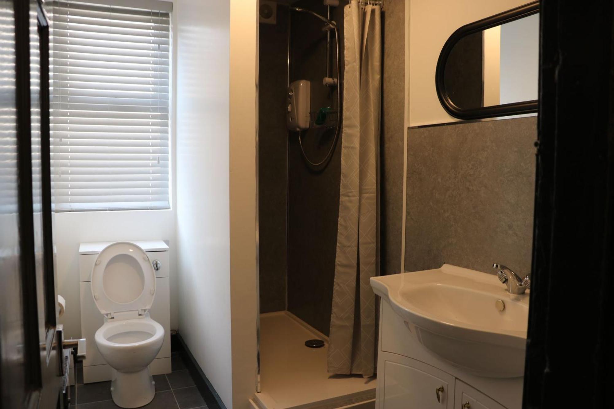 80 Anfield House Capsule hotel