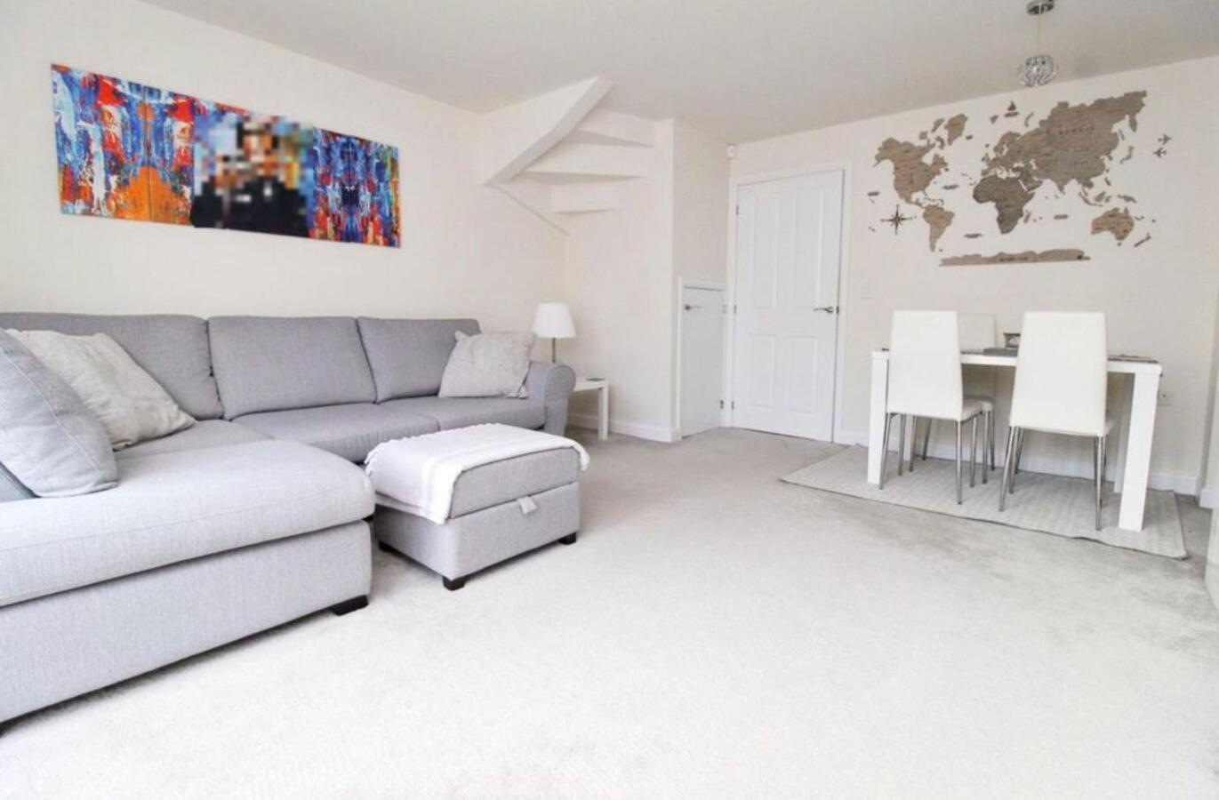 Walk To Airport - Luxury With Ev Charge - Fast Wifi *