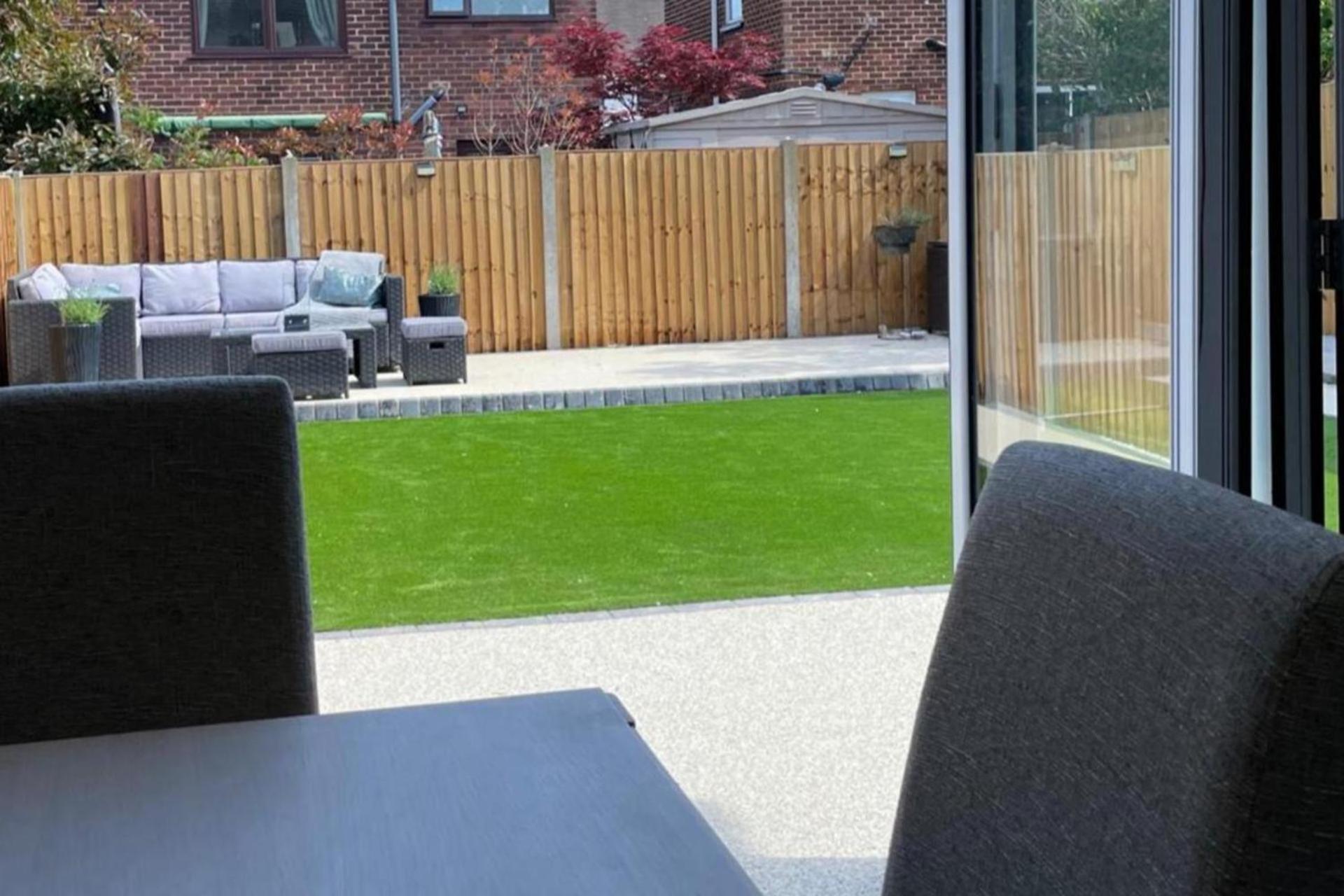 The Dooley 3-beds Sleeps 6 Pet Friendly Holiday home *