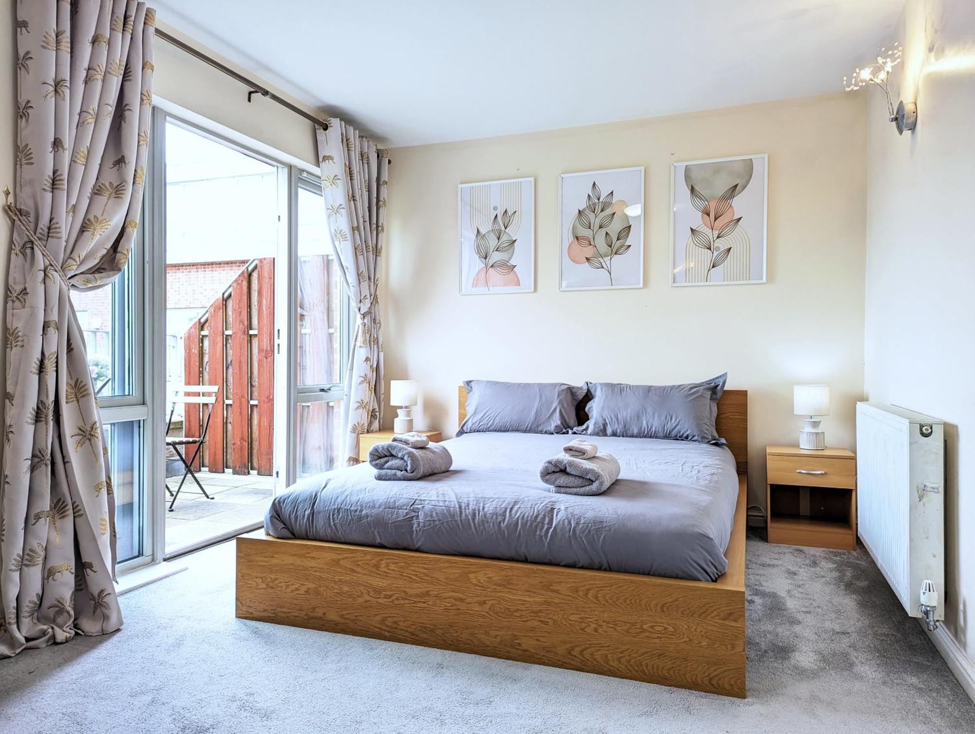 Guest Near Centre & Dock Free Parking Liverpool