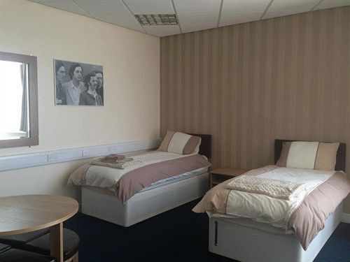 Gateway 3* Liverpool