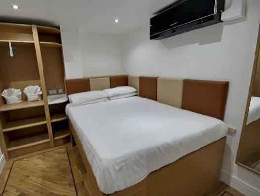 The Podworks 2* Liverpool