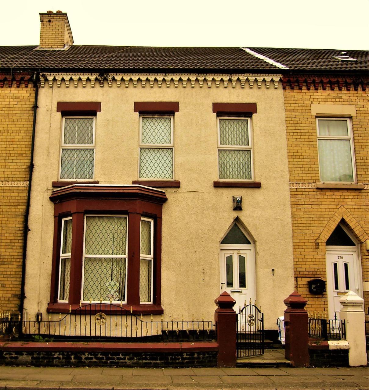 Hostel Cambrington International *