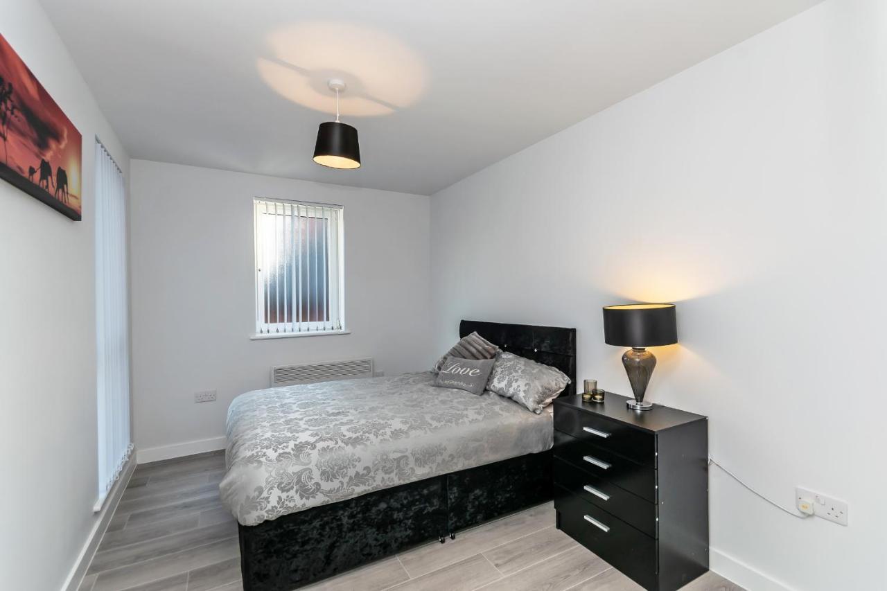 Air Host And - 7 Barall Court - Sleeps 6 Minutes From Lfc Free Parking
