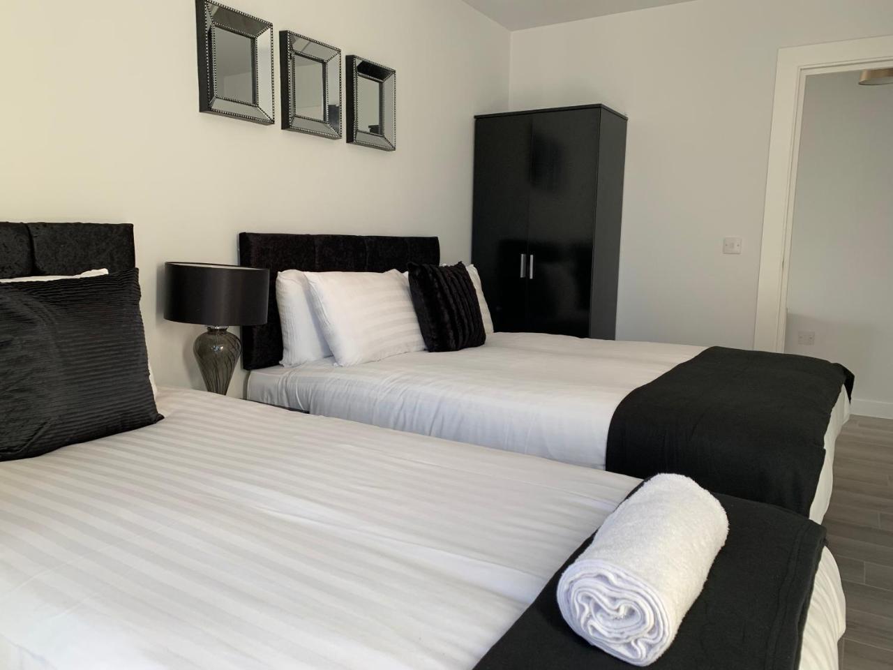 Air Host And - 7 Barall Court - Sleeps 6 Minutes From Lfc Free Parking Liverpool