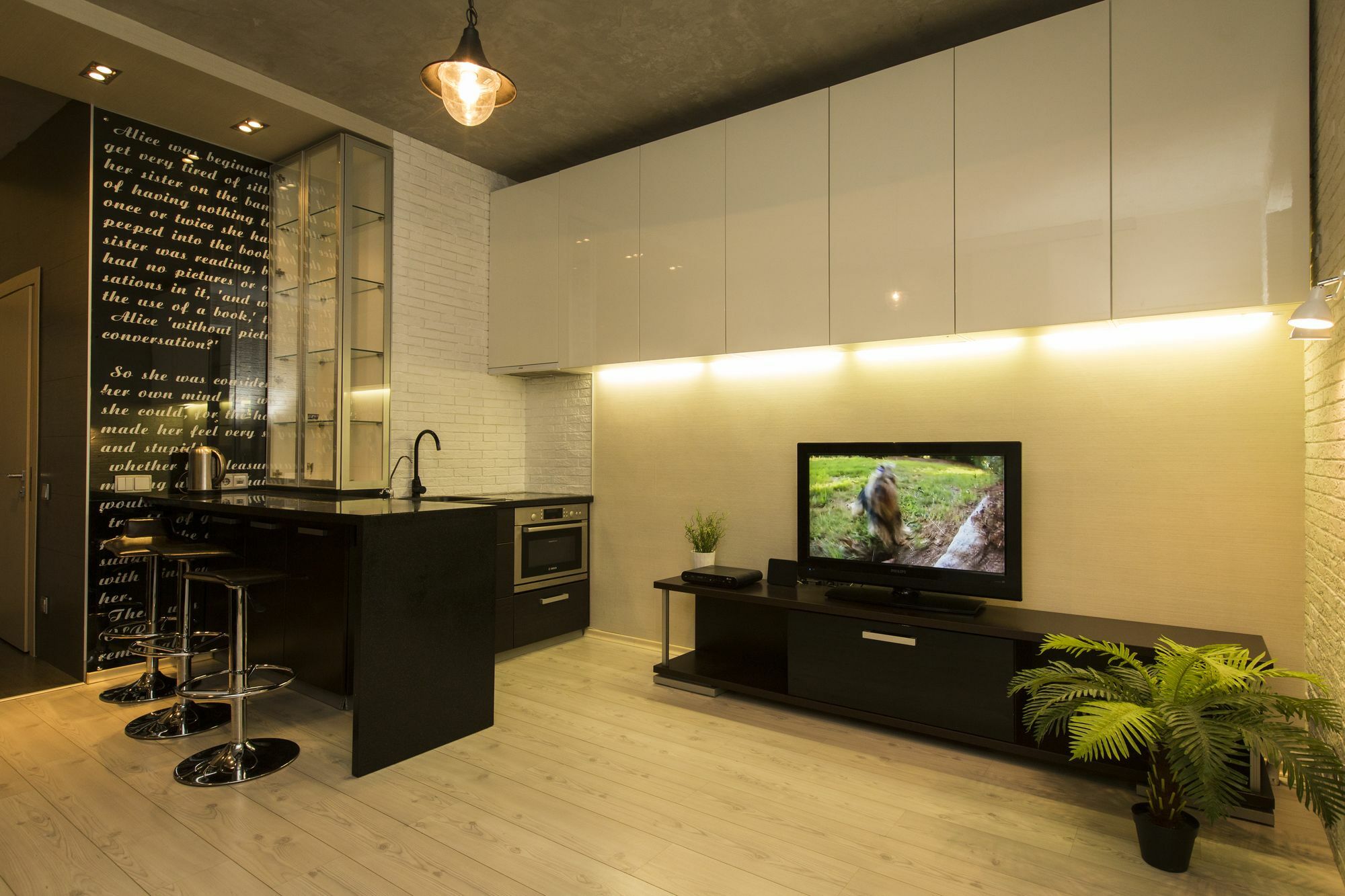 Henry Street 3*