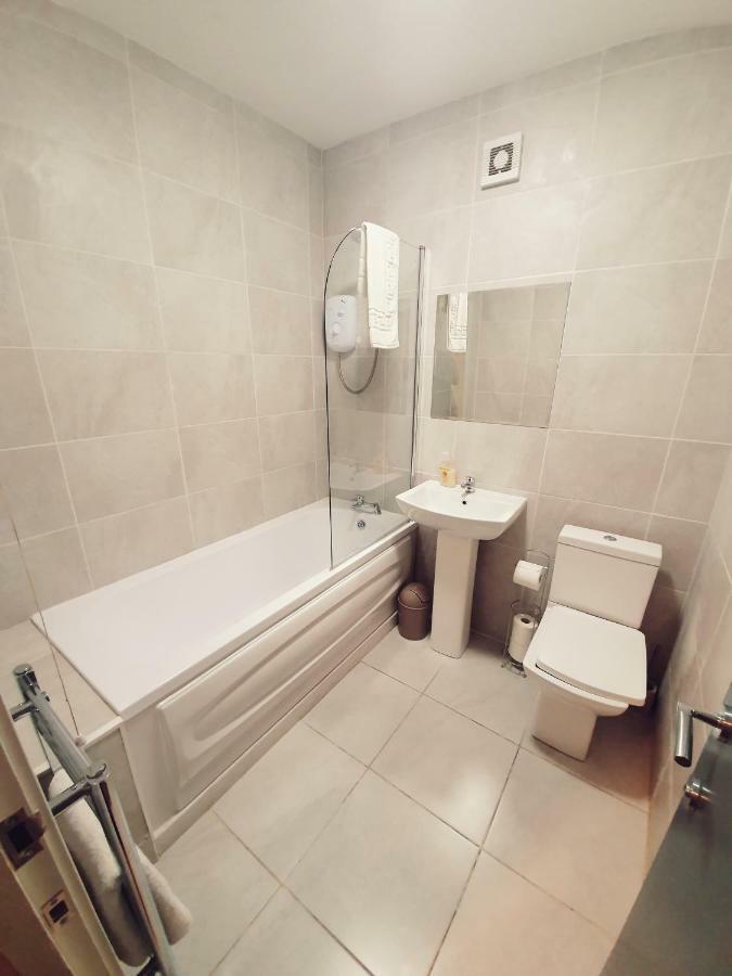 41 Catharine Street Apartment