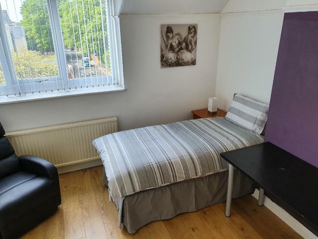Prescot House Guest house