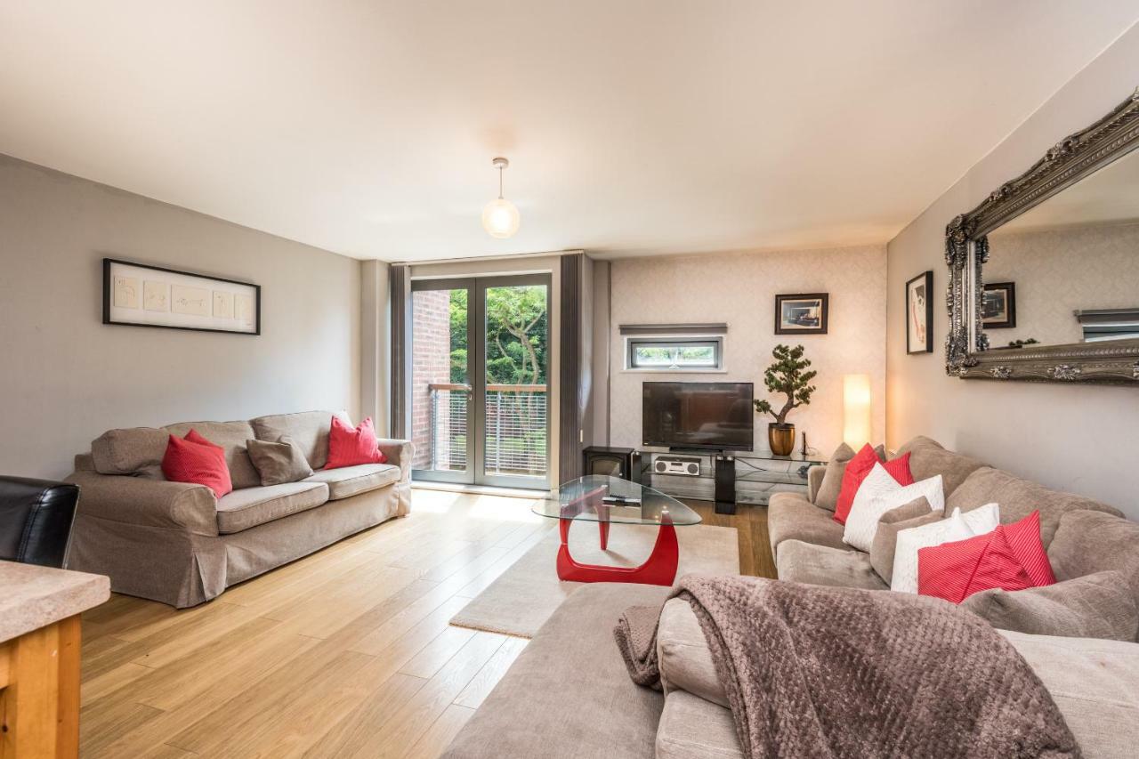 Host & - York Place Apartment