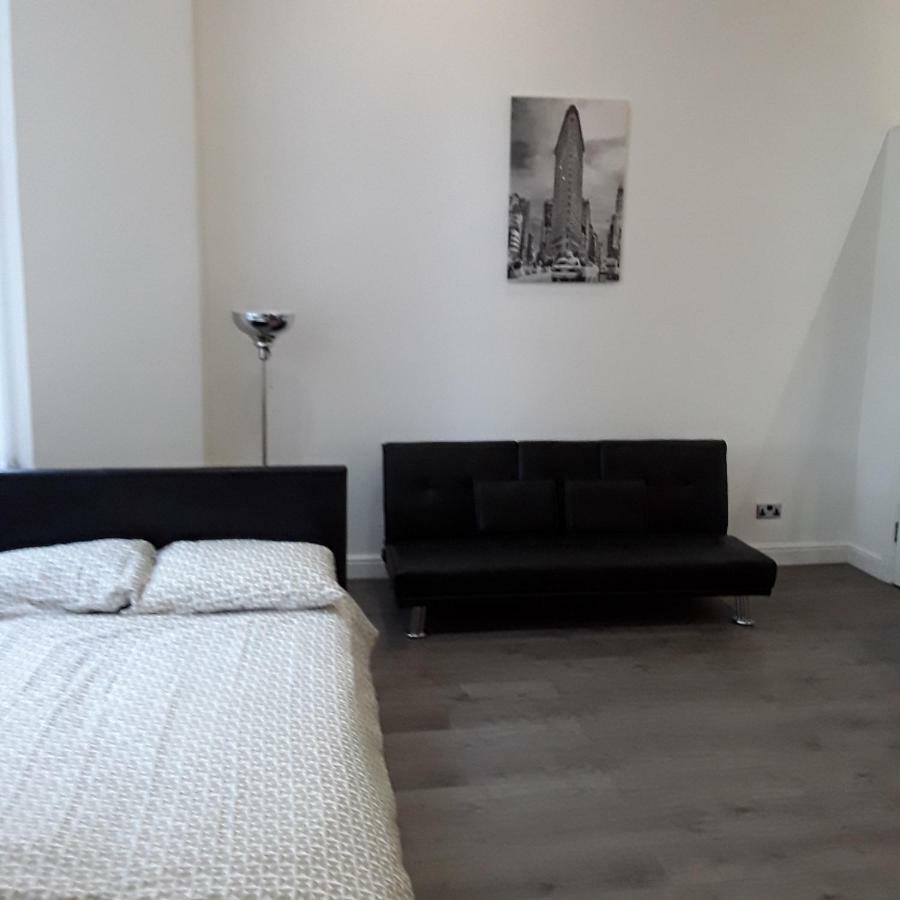 Trait House Apartment