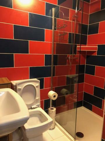Guest house Anfield Rd Liverpool