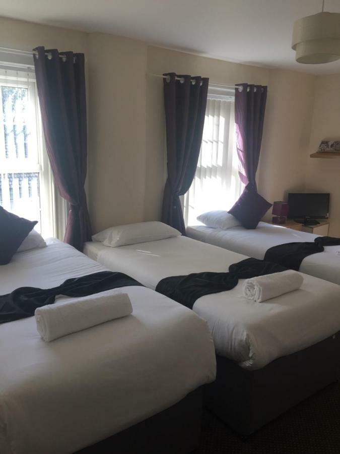 Leigh Arms 3* Liverpool