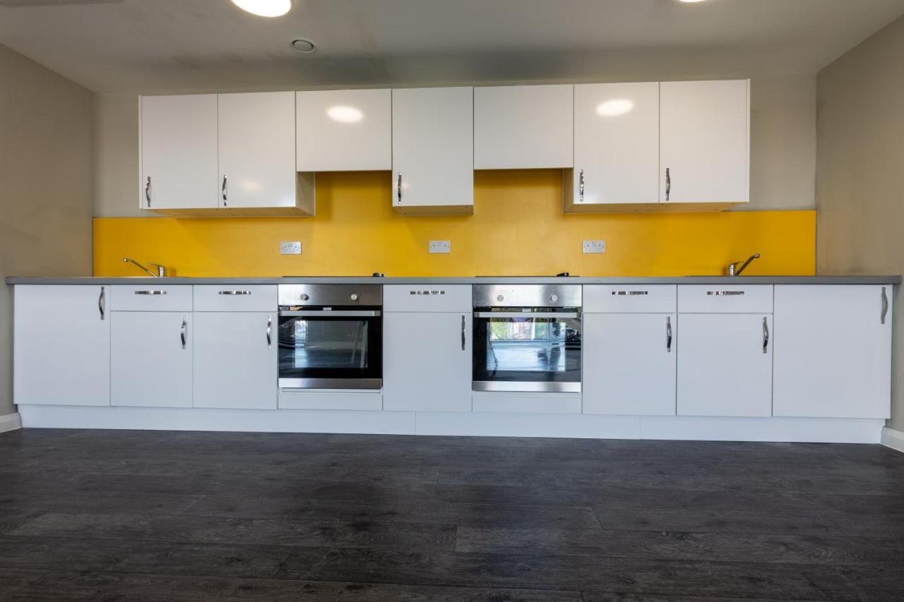 Apartment One Devon Plaza City Centre Stunning With En-suite Liverpool