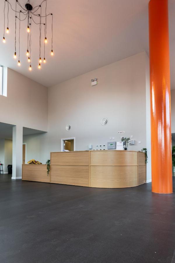 One Devon Plaza City Centre Stunning With En-suite *