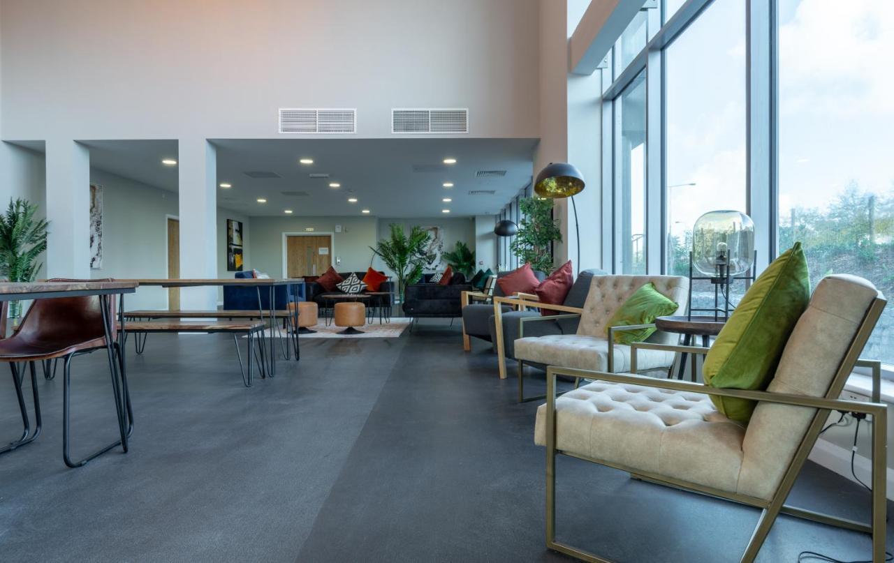 One Devon Plaza City Centre Stunning With En-suite