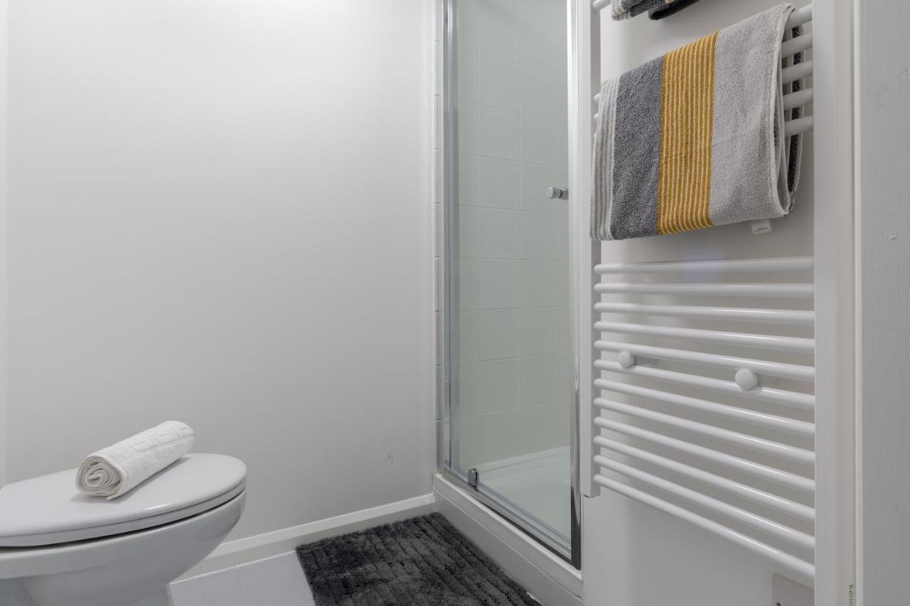 One Devon Plaza City Centre Stunning With En-suite * Liverpool