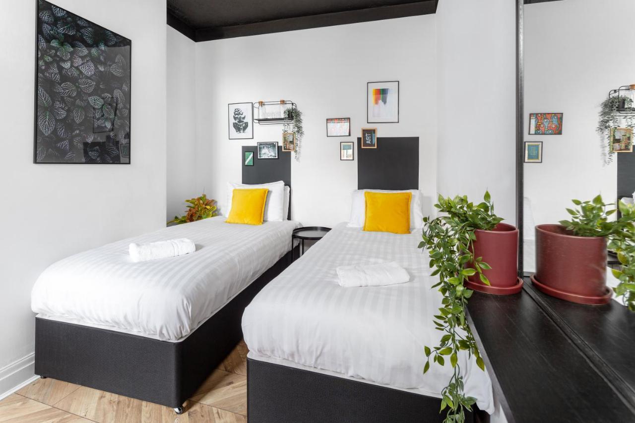 Stanley House - Air Host & - 4 Bedroom Holiday home