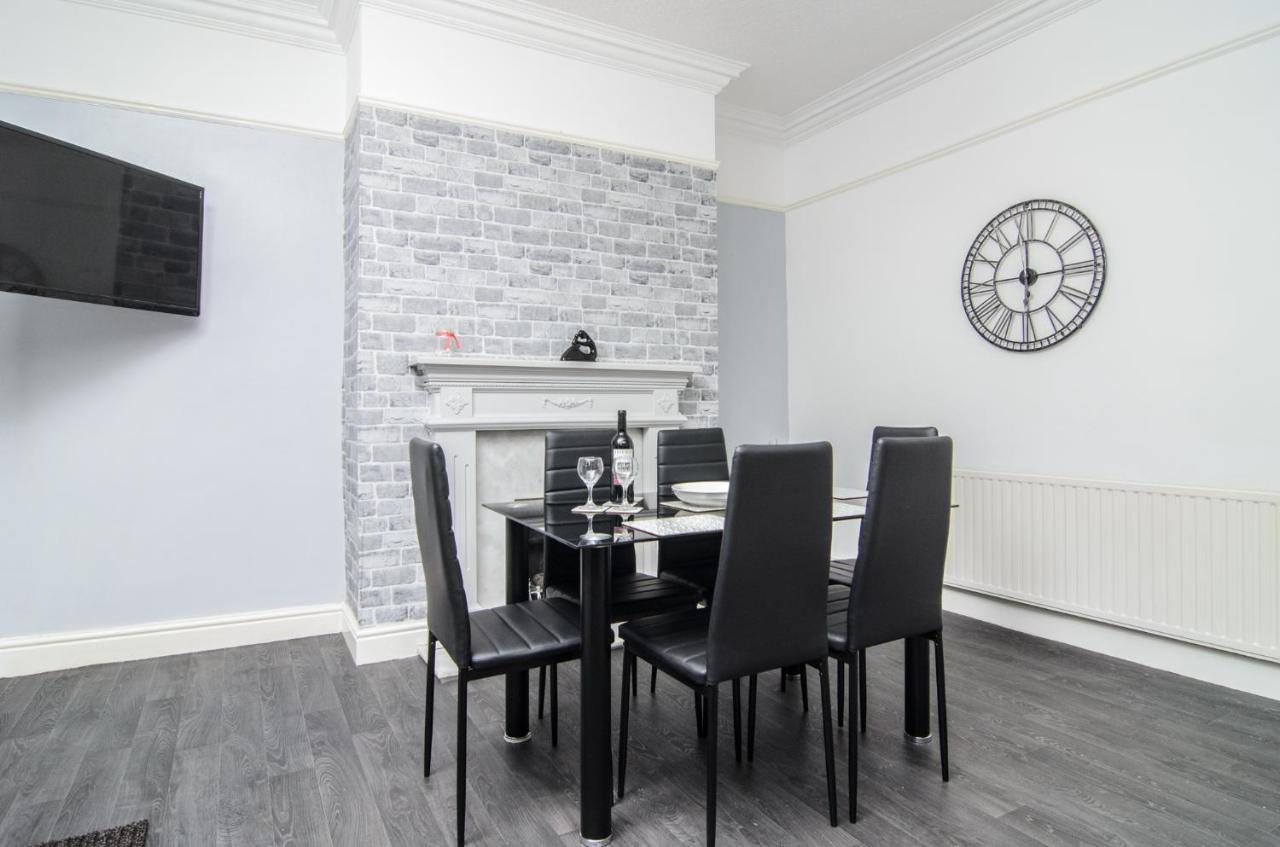 Riverpool - Elegant House 1 Minute Walk To Anfield Stadium