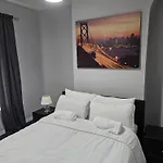 Bridge Apartment