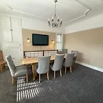 Victorian Villa Close To Liverpool City Centre
