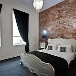 Ware Apart Hotel