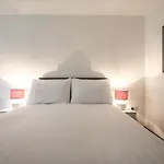 North House Deluxe Apartments