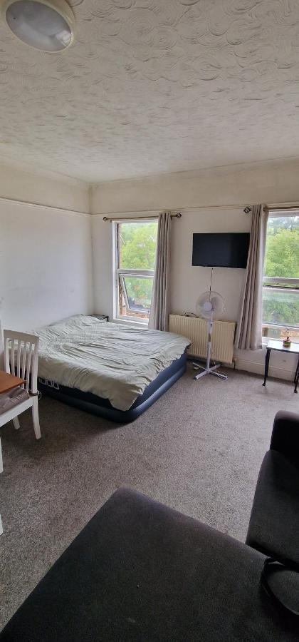 Apartment 1 Bed Entire Studio Flat 10 Min From Centre Liverpool