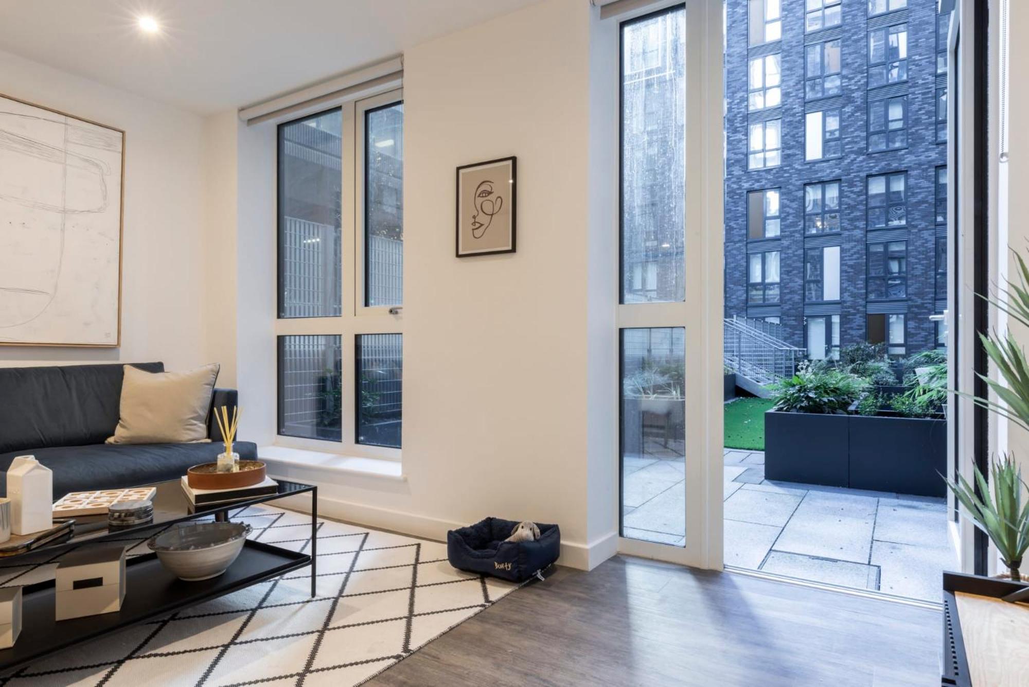 Copper House In Apartment