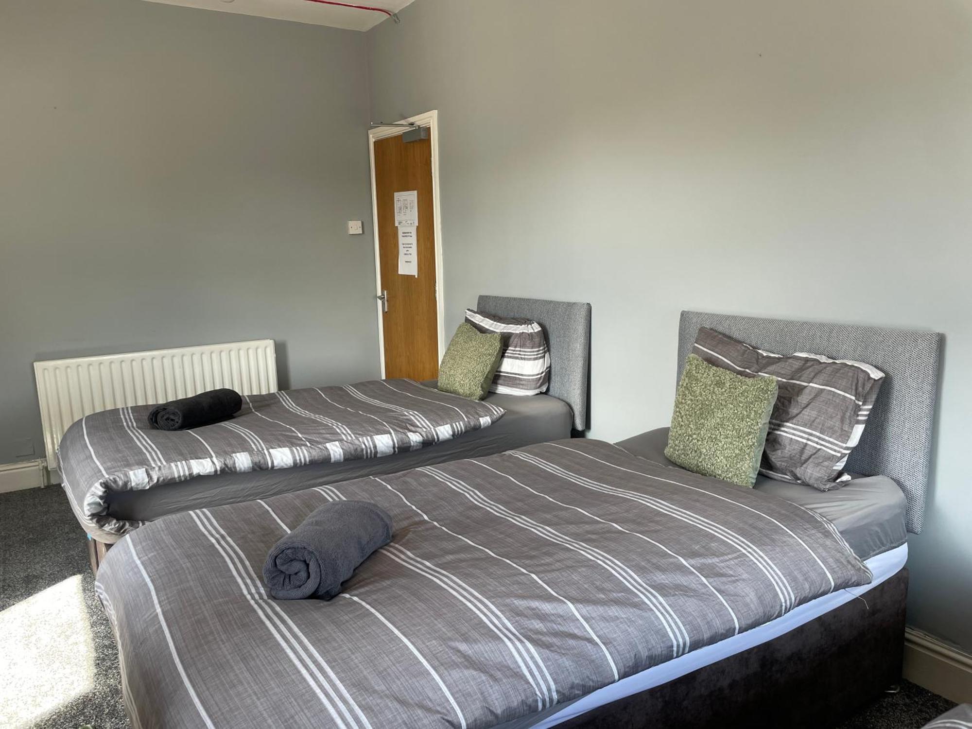 Guest house The Clifton *