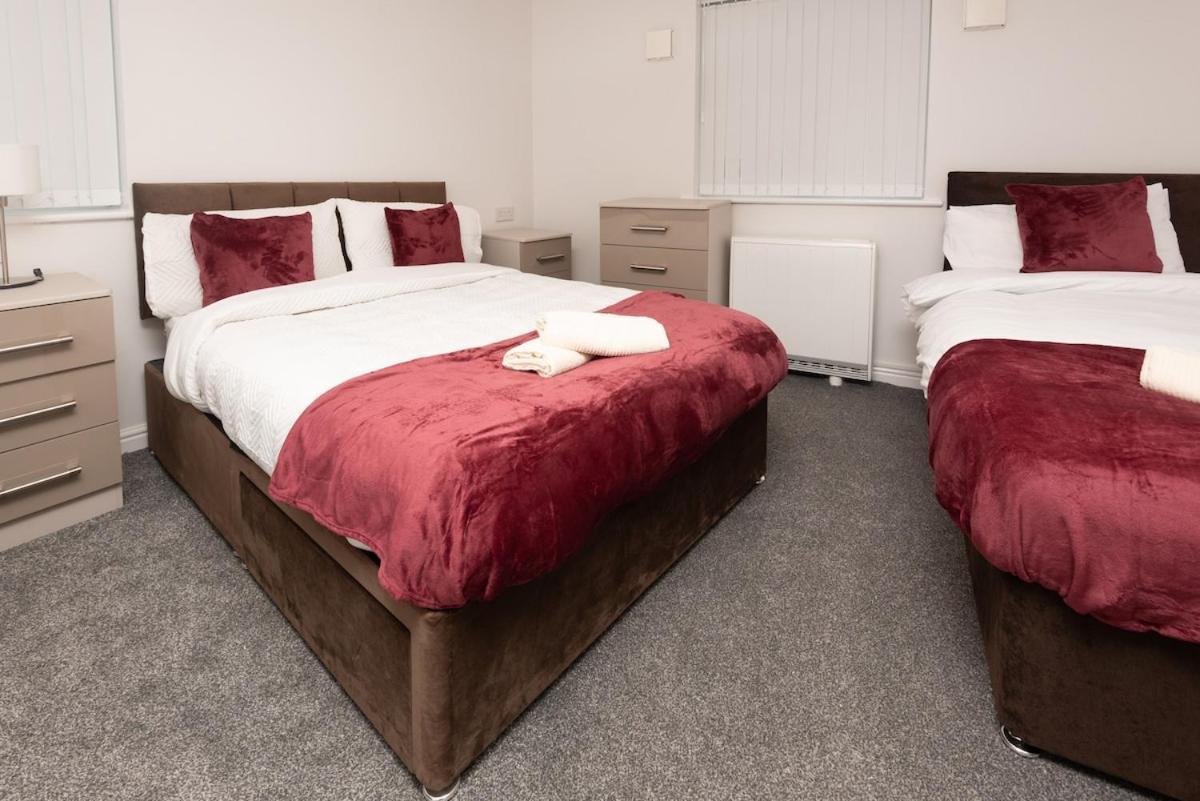 3 Bedroom Flat W Parking Liverpool