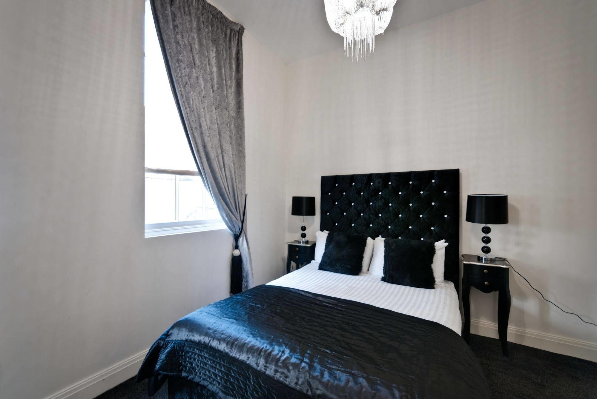 Ware Aparthotel Liverpool