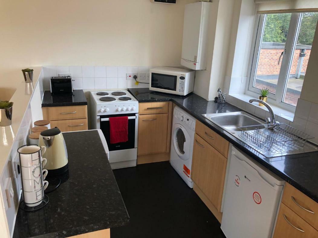 2 Bedroom Hosted By Seren Apartment